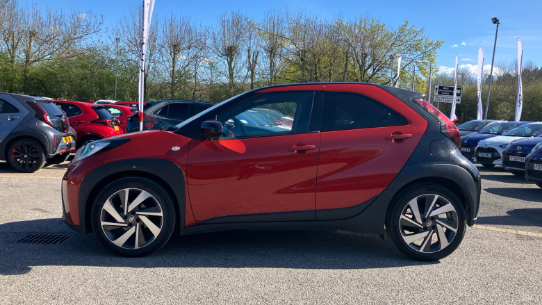 Toyota Aygo X 1.0 VVT-i Edge 5dr Petrol Hatchback